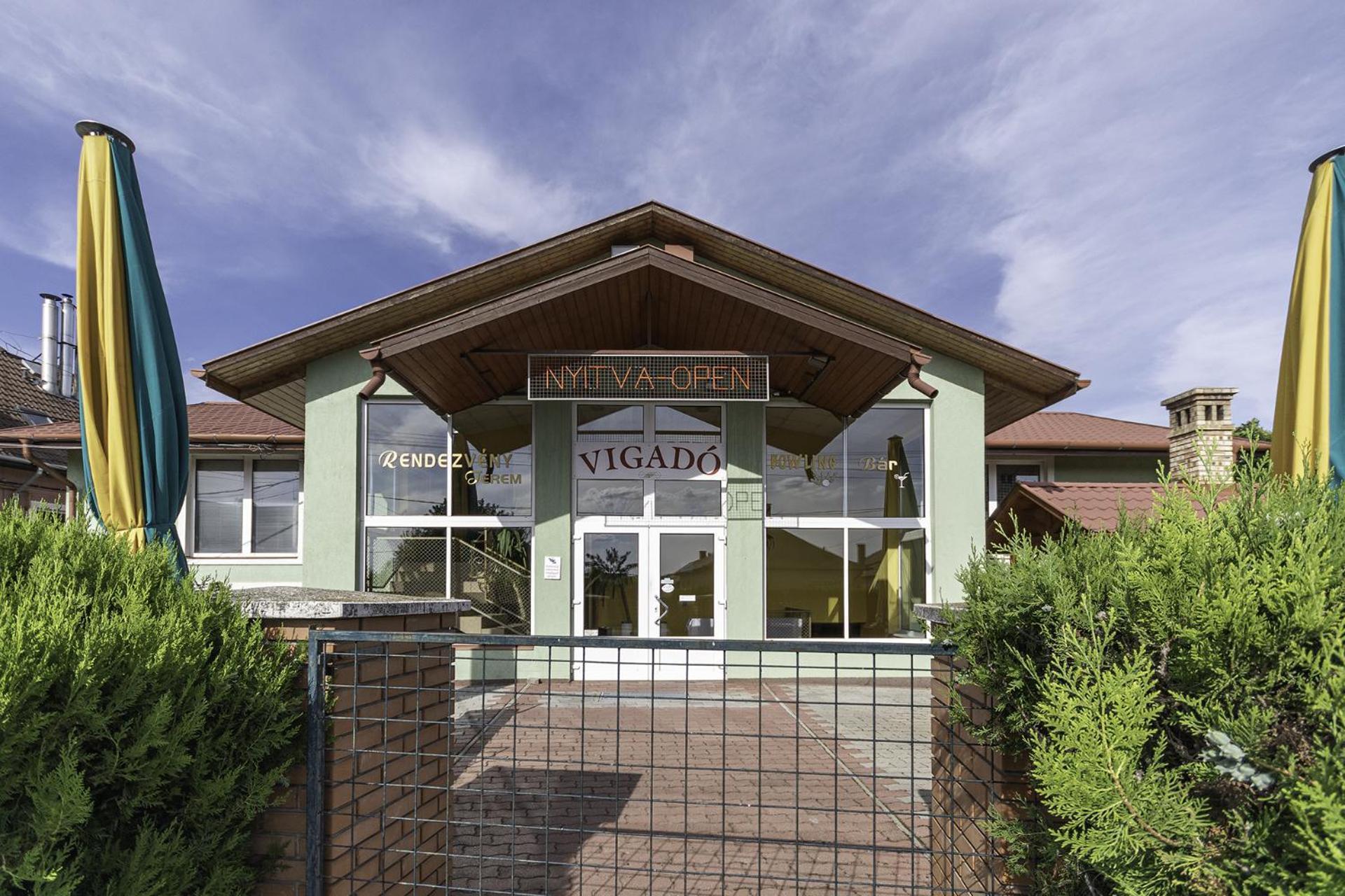 Hableany Hotel Tiszafüred エクステリア 写真
